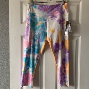 Vogo pastel capri sport leggings with side pockets